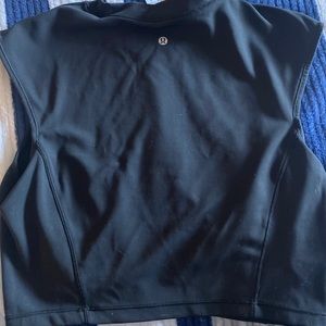 Lululemon black Crop workout shirt